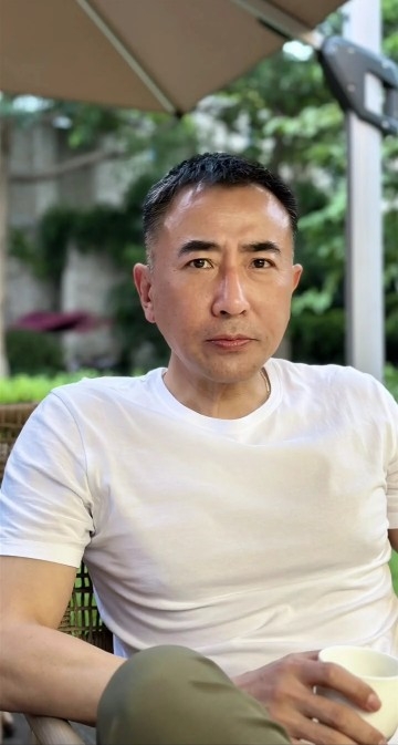 厚德载福的第一张照片--杭州闪婚服务中心